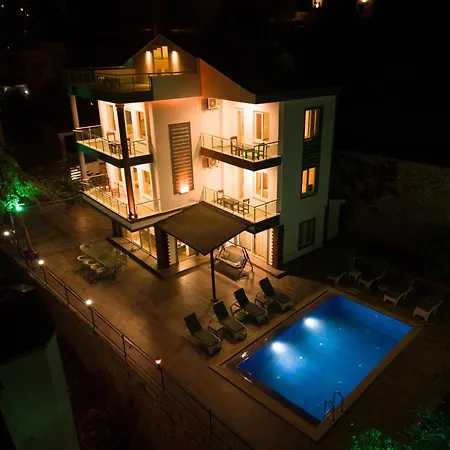 Mevsim Villa *