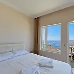 Villa Mevsim *